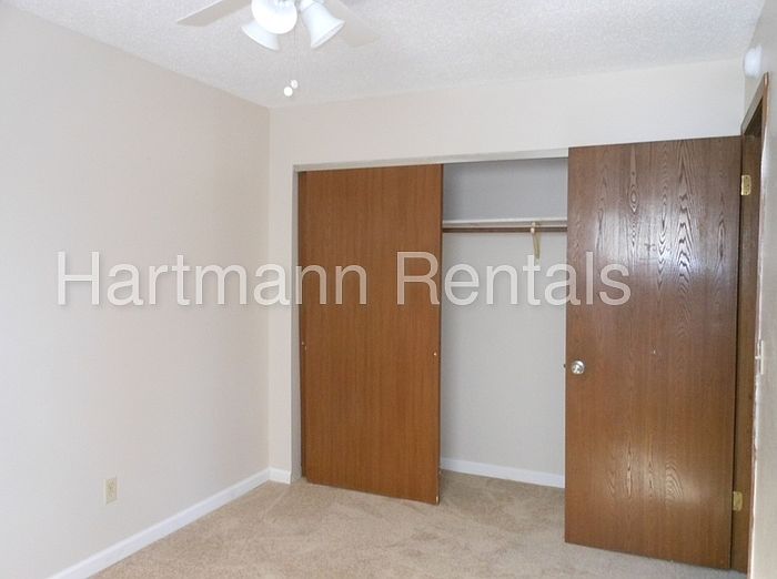 2nd image of 801 S Morrison Ave