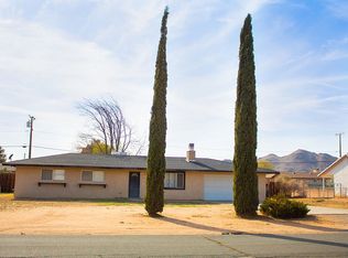 15456 Washoan Rd, Apple Valley, CA 92307