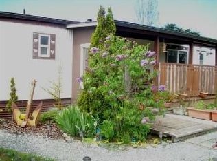 695 11th St SE, Bandon, OR