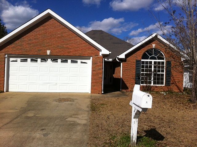 1st image of 2608 Stardust Dr