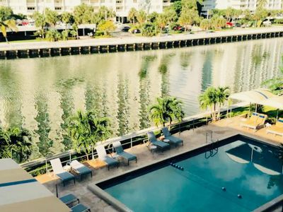 220 Kings Point Dr APT 409, Sunny Isles Beach, FL, 33160