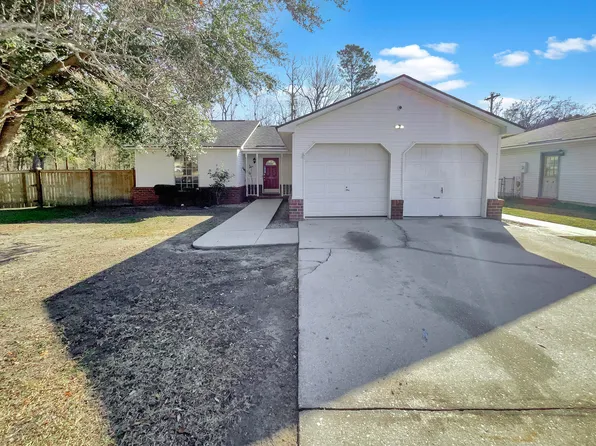 246 Two Hitch Rd, Goose Creek, SC 29445