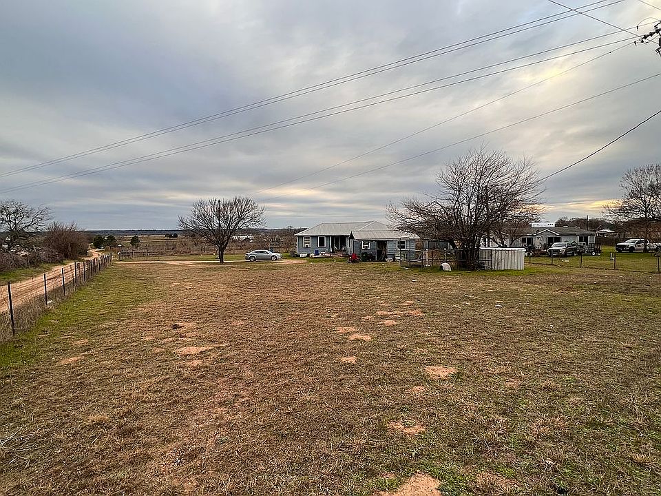 2nd image of 136 Howard Ln