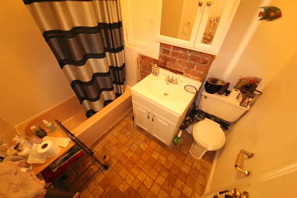 Rented by Bien Realty Ltd | media 11