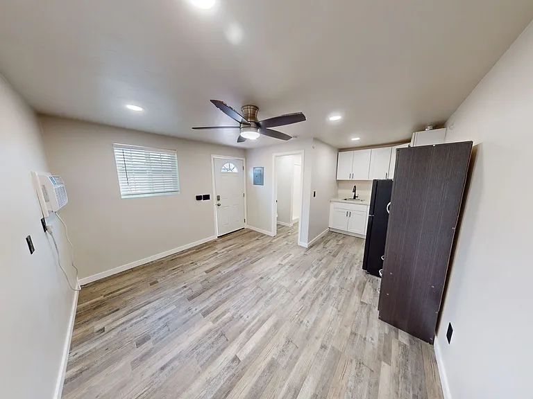 5168 Tipton St #A — Photo 2
