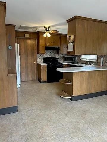10 Holland St #2 — Photo 13