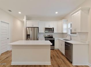 86 Caswell Br, Freeport, FL 32439