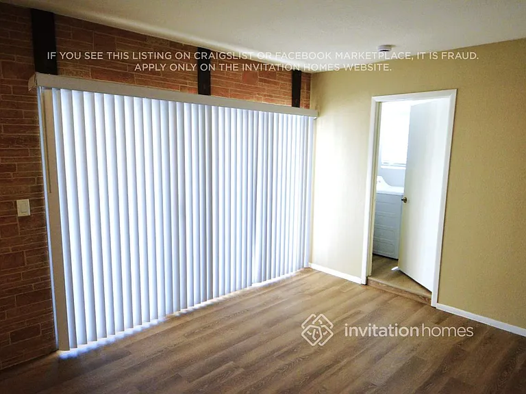 2301 W Waltann Ln — Photo 10