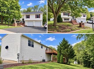 310 Abbey Dr, Mount Wolf, PA 17347