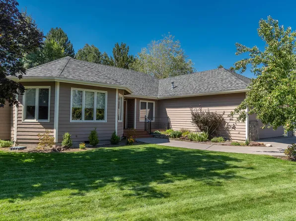 1013 NE Paula Dr, Bend, OR 97701