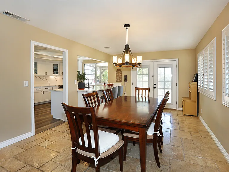 1800 Yermo Pl — Photo 13
