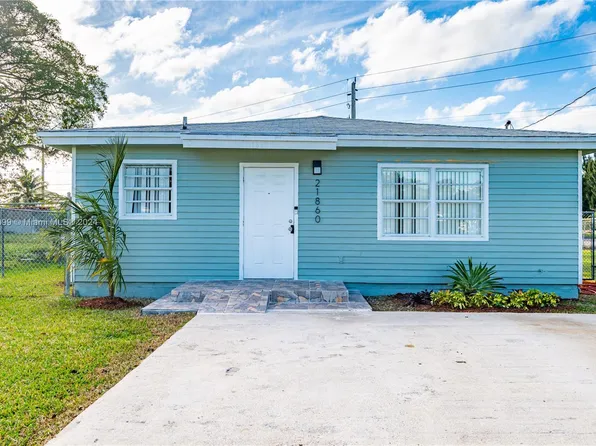 21860 SW 118th Ct, Miami, FL 33170