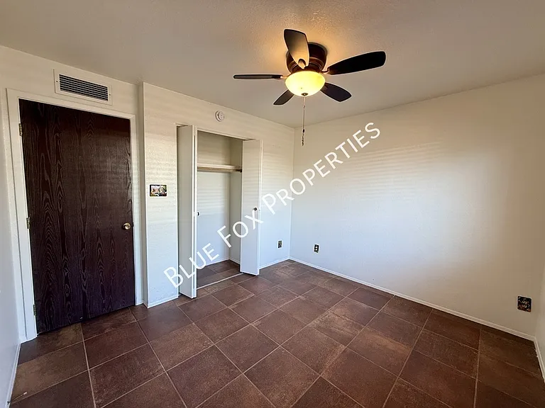 7650 N Rasmussen Ave — Photo 7