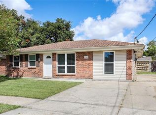 2745 Cardinal Dr, Marrero, LA 70072