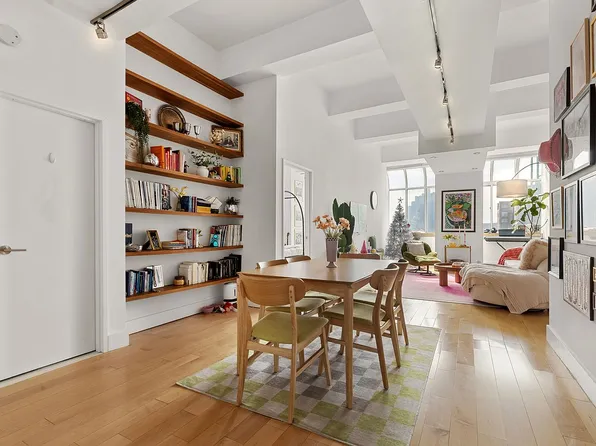 310 E 46th St APT 22-U, New York, NY 10017