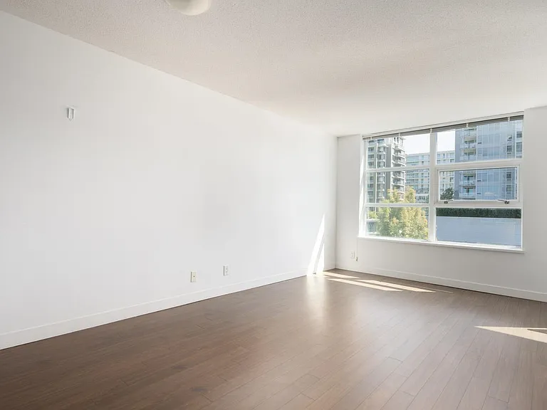 8033 Saba Rd #607 — Photo 2