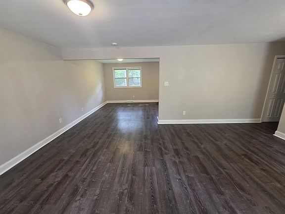3rd image of 79 Garden Rd