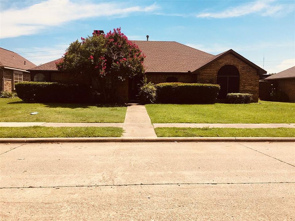 2nd image of 1106 Navajo Cir
