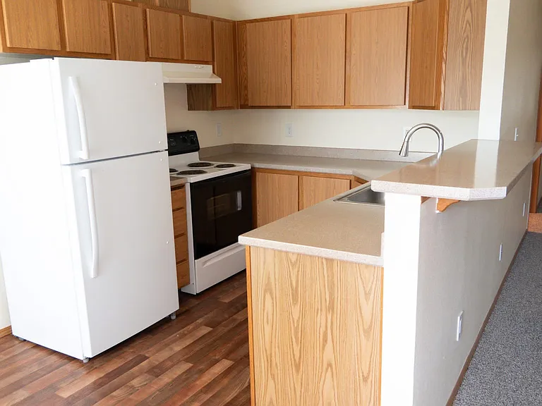 Redwood Acres — Photo 18
