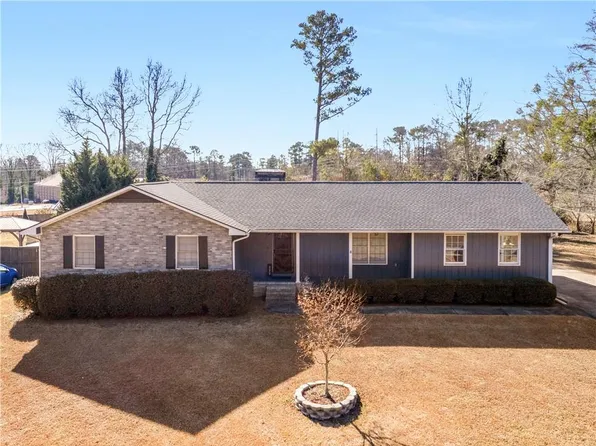 222 Brashier St, Griffin, GA 30224