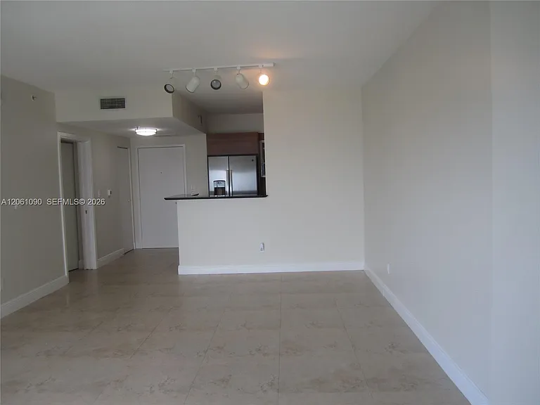325 Biscayne Blvd #4316 — Photo 7