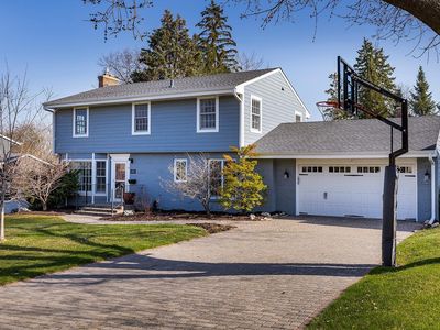 4713 Upper Ter, Edina, MN, 55435