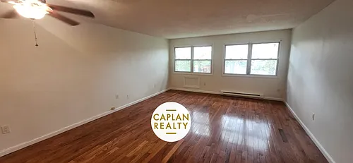 455 Whalley Ave #302 Photo 1
