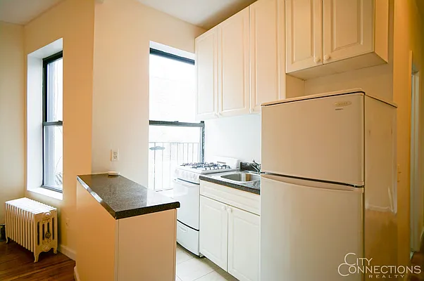 Rented by City Connections Realty | media 21