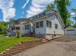 24 Robertson Rd, West Orange Twp., NJ 07052