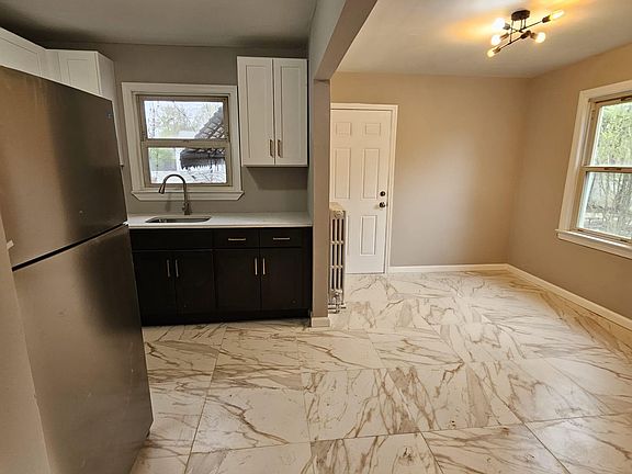5th image of 57 Alison Rd