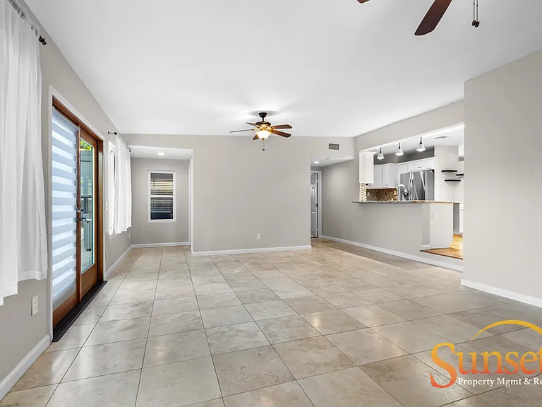 4256 Napier St — Photo 5