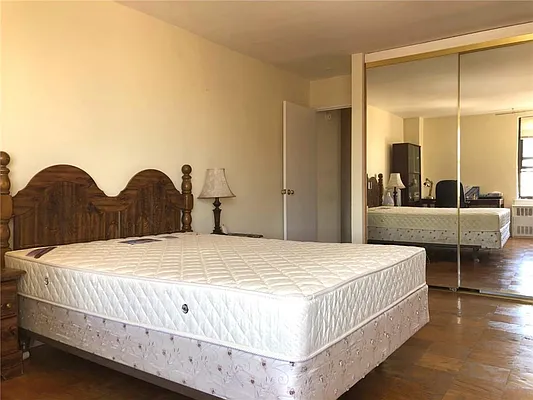 Sold by Azbel Real Estate, Inc. | media 27