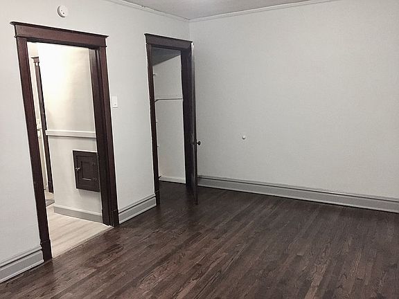 2nd image of 5001-5003 S Broadway