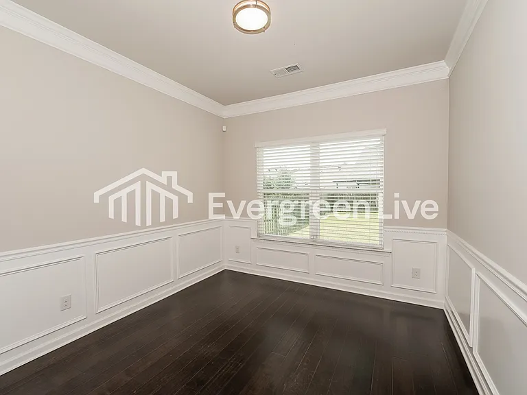 4140 Overlook Cir — Photo 5