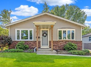1124 S 101st St, West Allis, WI 53214
