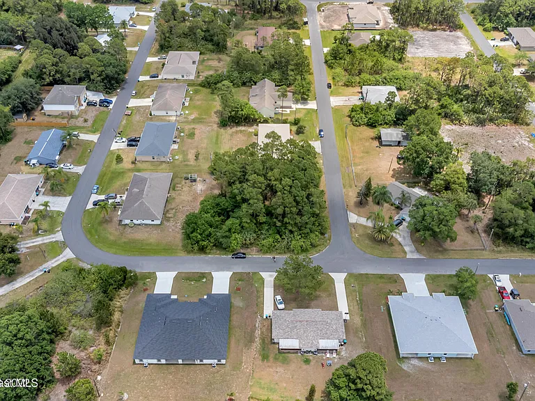 2310 Madrid Ave SE — Photo 27