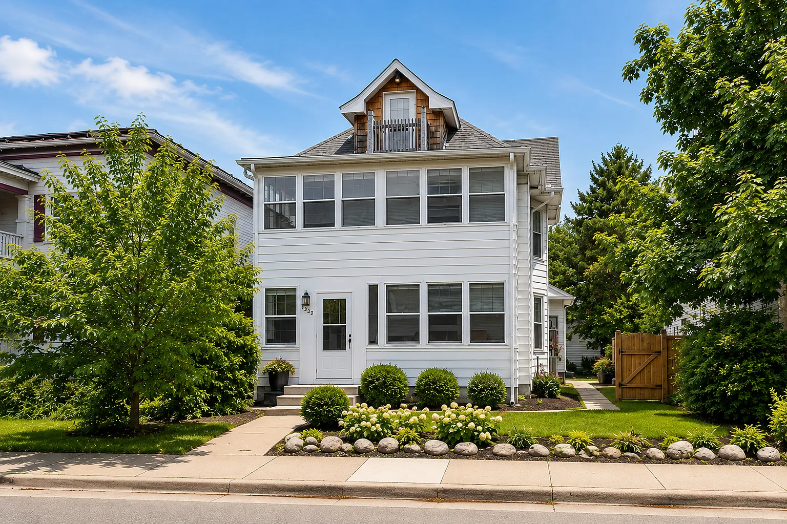 1539 Washington St NE — Photo 1