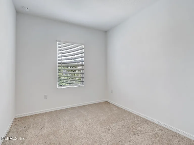 280 Anthony Dr — Photo 31