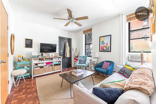 Rented by Triplemint | media 11