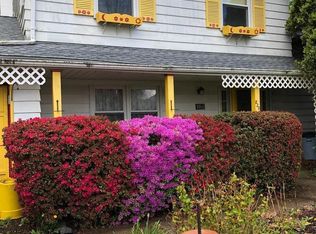 820 Hermann Rd, North Brunswick, NJ 08902