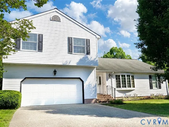 5 Jamesview Cir, Smithfield, VA 23430