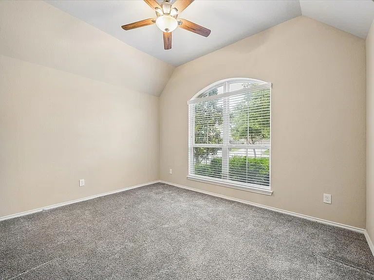 2919 Rivermist Ln — Photo 7