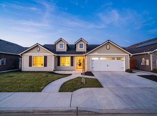 6658 E Lansing Way, Fresno, CA