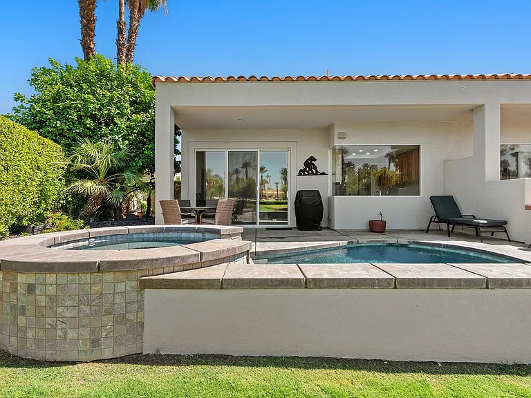48 Pebble Beach Dr — Photo 35