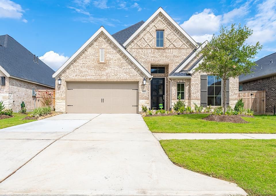 1st image of 6015 Painted Plains Ln