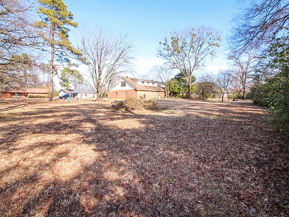 5th image of 111 W Harrell Dr