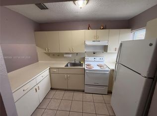 159 W 8th St APT 9, Hialeah, FL 33010
