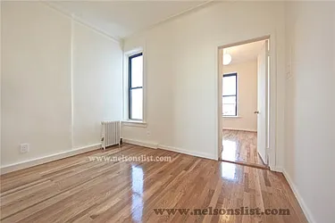 Rented by R New York