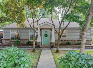 5524 SW Cameron Rd, Portland, OR 97221