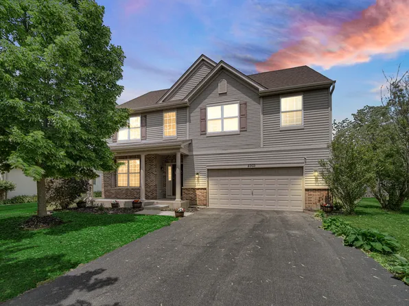 2303 Waterbury Dr, Joliet, IL 60431